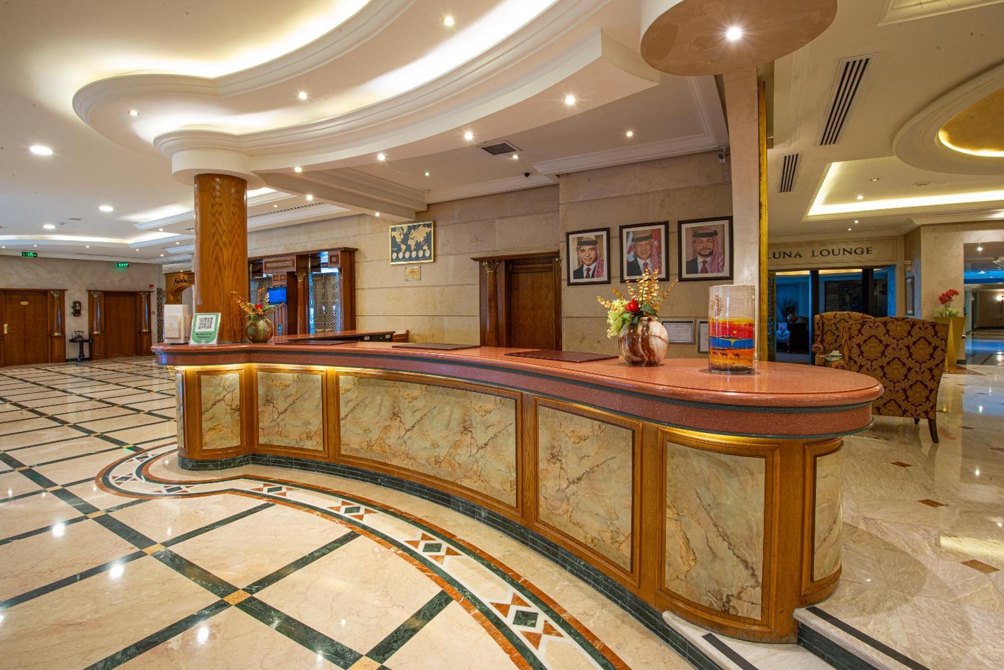 Hotel Bristol 5*